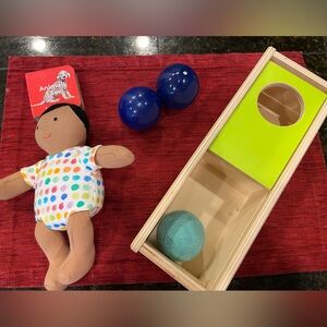 Loveevery 11-12 month box toys